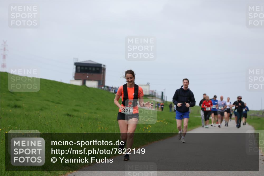 04.05.2025 - 8. Wedeler Halbmarathon Yannick Fuchs http://msf.ph/oto/7822149 04.05.2025 11:51:56 Laufen 171 meine-sportfotos.de