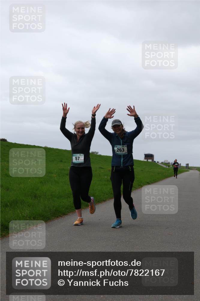 04.05.2025 - 8. Wedeler Halbmarathon Yannick Fuchs http://msf.ph/oto/7822167 04.05.2025 12:11:12 Laufen 57, 263 meine-sportfotos.de