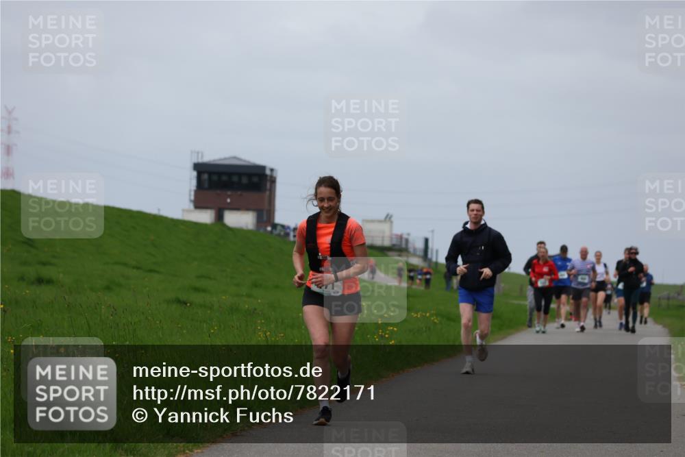 04.05.2025 - 8. Wedeler Halbmarathon Yannick Fuchs http://msf.ph/oto/7822171 04.05.2025 11:51:56 Laufen 14 meine-sportfotos.de