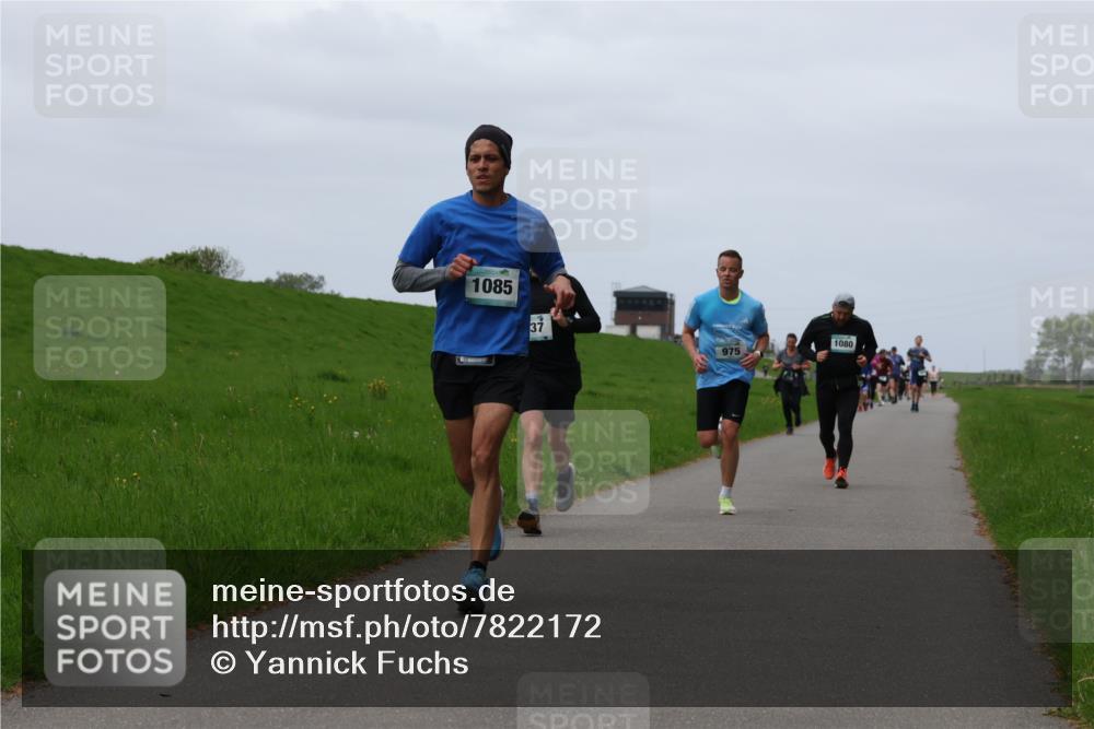 04.05.2025 - 8. Wedeler Halbmarathon Yannick Fuchs http://msf.ph/oto/7822172 04.05.2025 11:29:24 Laufen 1085, 37, 975, 1080 meine-sportfotos.de