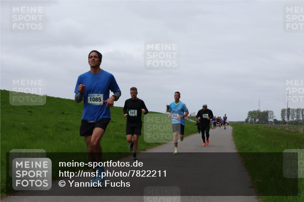 04.05.2025 - 8. Wedeler Halbmarathon Yannick Fuchs http://msf.ph/oto/7822211 04.05.2025 11:29:26 Laufen 1085, 237, 975, 1080 meine-sportfotos.de