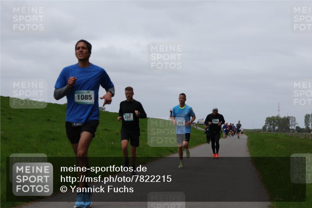 04.05.2025 - 8. Wedeler Halbmarathon Yannick Fuchs http://msf.ph/oto/7822215 04.05.2025 11:29:26 Laufen 1085, 237, 975, 1080 meine-sportfotos.de