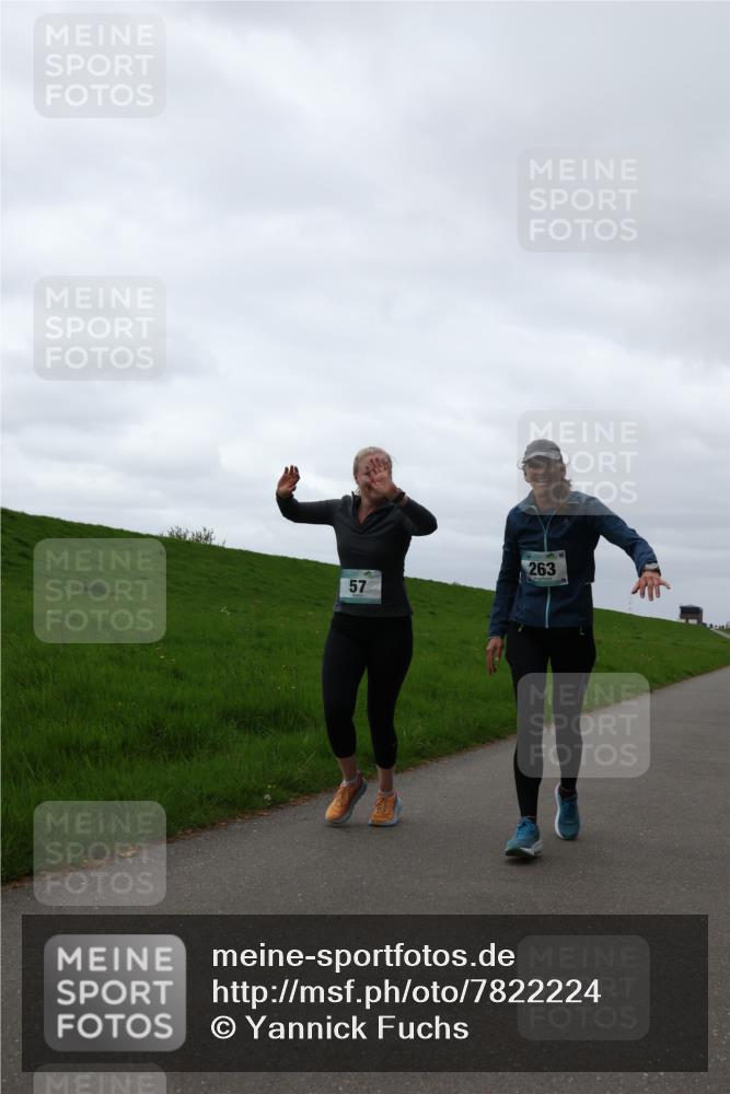 04.05.2025 - 8. Wedeler Halbmarathon Yannick Fuchs http://msf.ph/oto/7822224 04.05.2025 12:11:13 Laufen 57, 263 meine-sportfotos.de