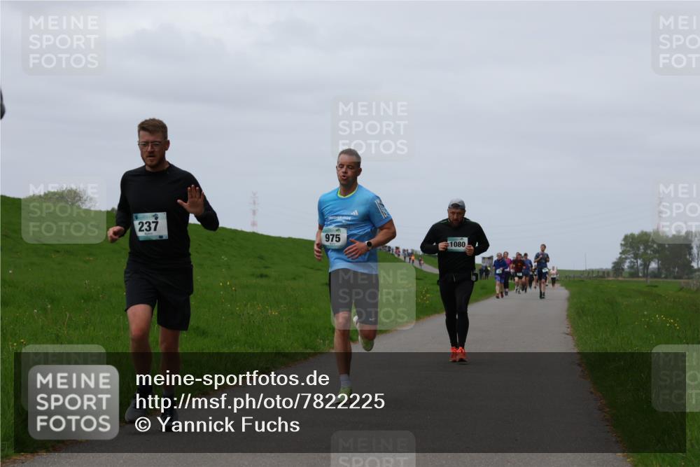 04.05.2025 - 8. Wedeler Halbmarathon Yannick Fuchs http://msf.ph/oto/7822225 04.05.2025 11:29:26 Laufen 2024, 237, 975, 1080 meine-sportfotos.de