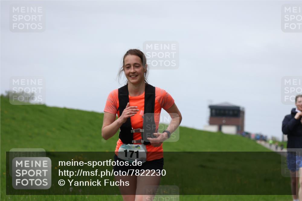 04.05.2025 - 8. Wedeler Halbmarathon Yannick Fuchs http://msf.ph/oto/7822230 04.05.2025 11:52:02 Laufen 171, 14 meine-sportfotos.de