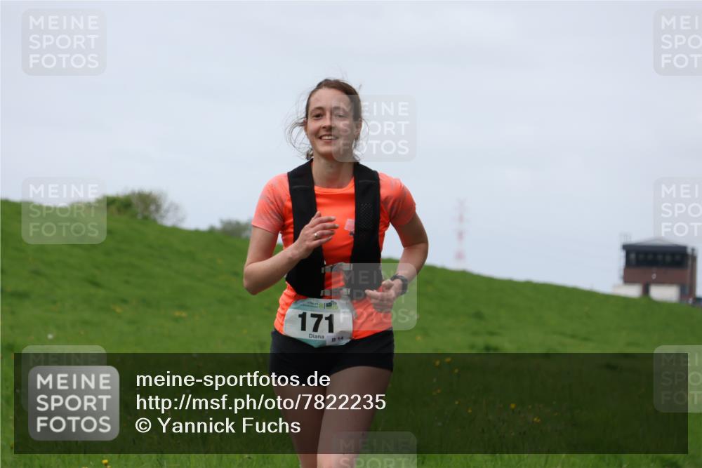 04.05.2025 - 8. Wedeler Halbmarathon Yannick Fuchs http://msf.ph/oto/7822235 04.05.2025 11:52:02 Laufen 171, 14 meine-sportfotos.de