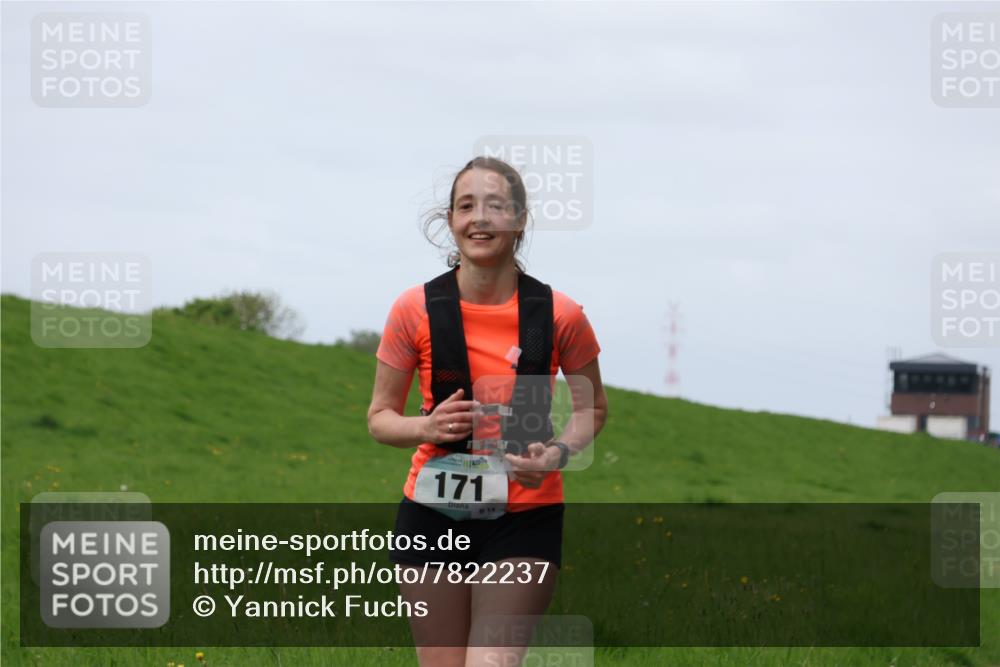 04.05.2025 - 8. Wedeler Halbmarathon Yannick Fuchs http://msf.ph/oto/7822237 04.05.2025 11:52:02 Laufen 171, 14 meine-sportfotos.de