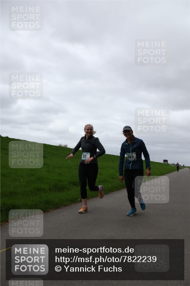 04.05.2025 - 8. Wedeler Halbmarathon Yannick Fuchs http://msf.ph/oto/7822239 04.05.2025 12:11:13 Laufen 57, 263 meine-sportfotos.de