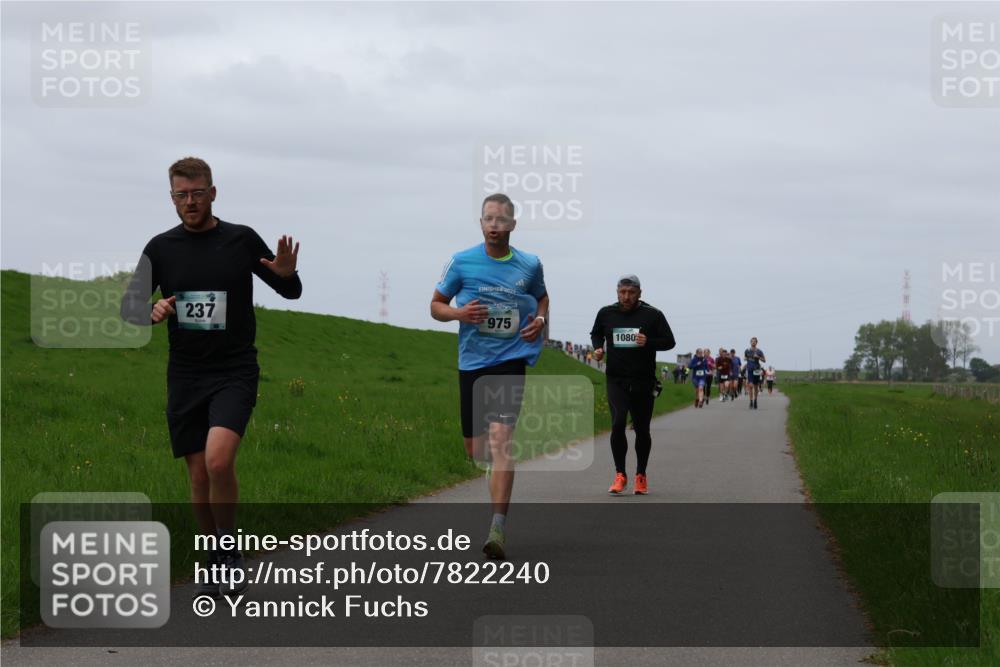 04.05.2025 - 8. Wedeler Halbmarathon Yannick Fuchs http://msf.ph/oto/7822240 04.05.2025 11:29:27 Laufen 237, 2024, 975, 1080 meine-sportfotos.de