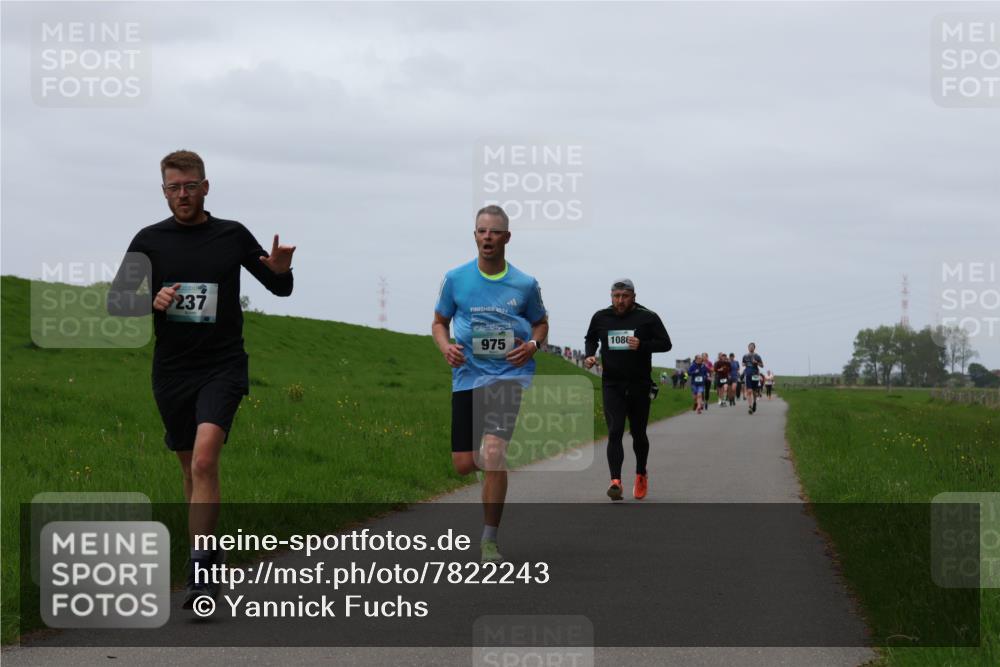 04.05.2025 - 8. Wedeler Halbmarathon Yannick Fuchs http://msf.ph/oto/7822243 04.05.2025 11:29:27 Laufen 237, 2024, 975, 1086 meine-sportfotos.de