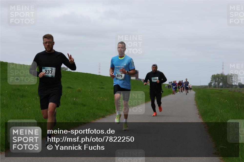 04.05.2025 - 8. Wedeler Halbmarathon Yannick Fuchs http://msf.ph/oto/7822250 04.05.2025 11:29:27 Laufen 237, 2024, 975, 1080 meine-sportfotos.de