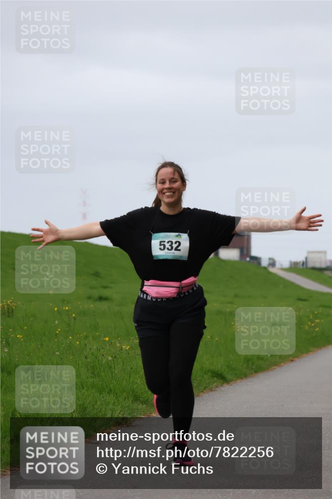 04.05.2025 - 8. Wedeler Halbmarathon Yannick Fuchs http://msf.ph/oto/7822256 04.05.2025 12:11:25 Laufen 532 meine-sportfotos.de