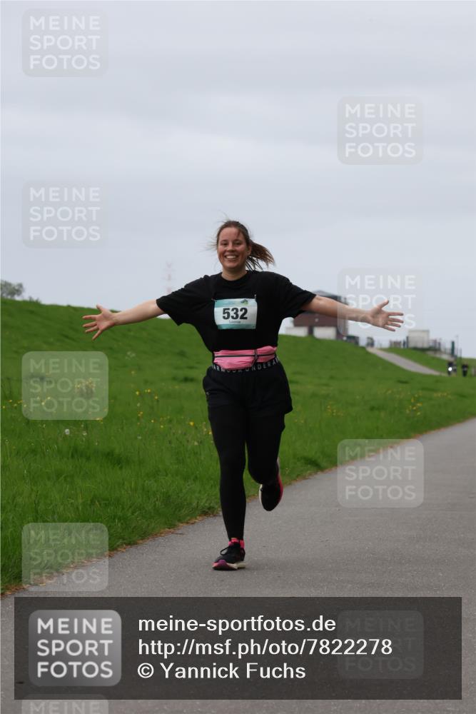 04.05.2025 - 8. Wedeler Halbmarathon Yannick Fuchs http://msf.ph/oto/7822278 04.05.2025 12:11:25 Laufen 532 meine-sportfotos.de