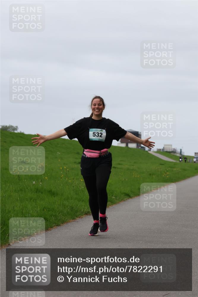 04.05.2025 - 8. Wedeler Halbmarathon Yannick Fuchs http://msf.ph/oto/7822291 04.05.2025 12:11:25 Laufen 532 meine-sportfotos.de