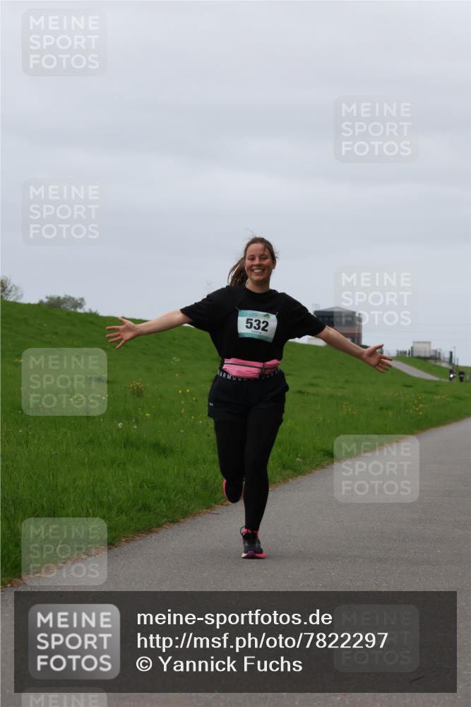 04.05.2025 - 8. Wedeler Halbmarathon Yannick Fuchs http://msf.ph/oto/7822297 04.05.2025 12:11:26 Laufen 532 meine-sportfotos.de
