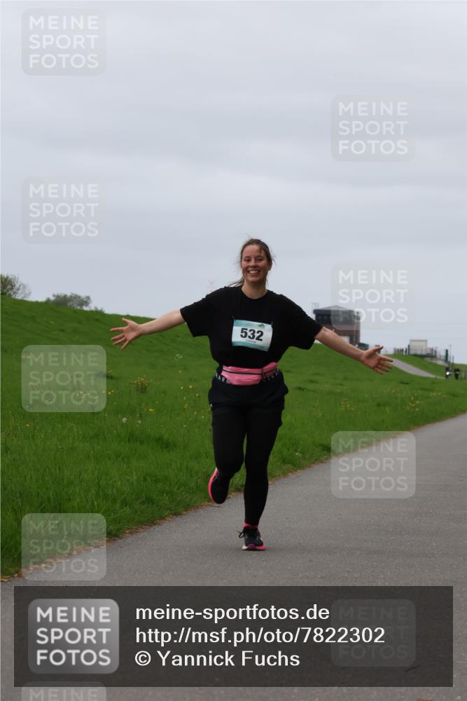 04.05.2025 - 8. Wedeler Halbmarathon Yannick Fuchs http://msf.ph/oto/7822302 04.05.2025 12:11:26 Laufen 532 meine-sportfotos.de