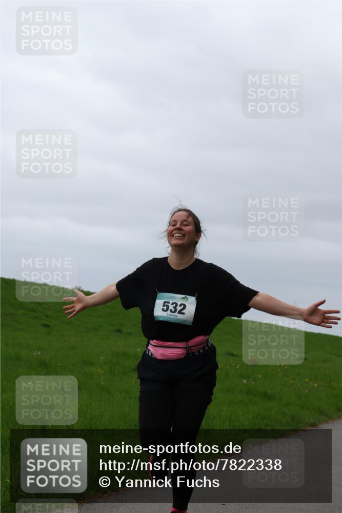 04.05.2025 - 8. Wedeler Halbmarathon Yannick Fuchs http://msf.ph/oto/7822338 04.05.2025 12:11:28 Laufen 532 meine-sportfotos.de