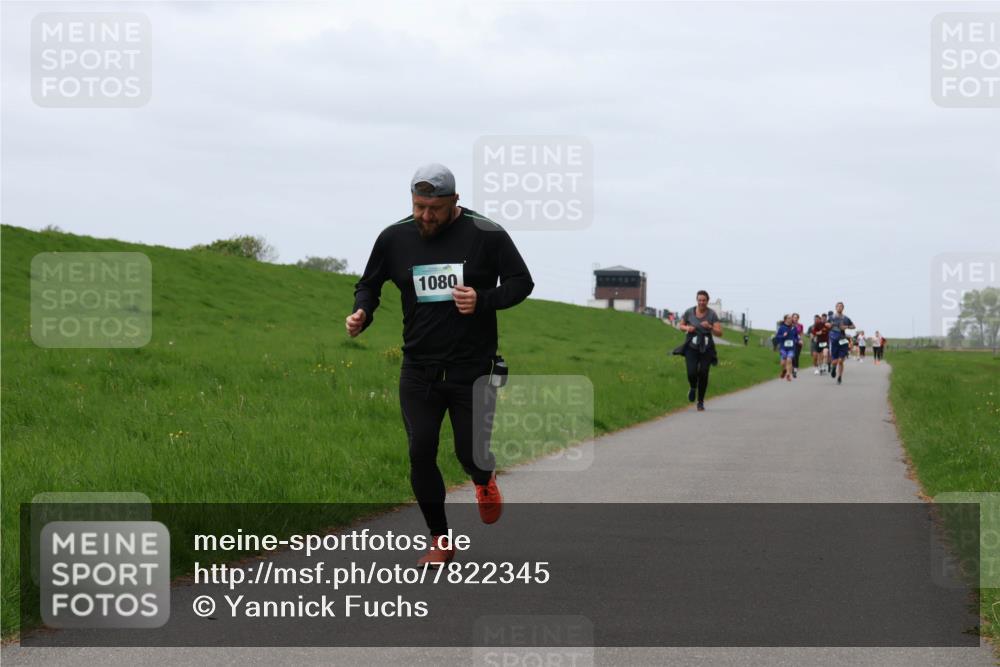 04.05.2025 - 8. Wedeler Halbmarathon Yannick Fuchs http://msf.ph/oto/7822345 04.05.2025 11:29:30 Laufen 1080 meine-sportfotos.de