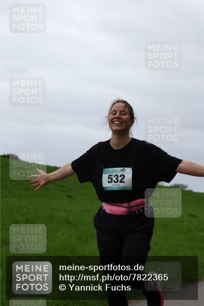 04.05.2025 - 8. Wedeler Halbmarathon Yannick Fuchs http://msf.ph/oto/7822365 04.05.2025 12:11:28 Laufen 16, 532 meine-sportfotos.de