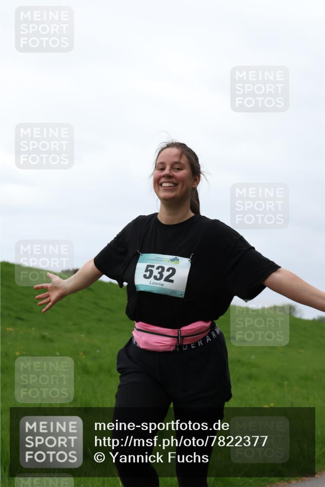 04.05.2025 - 8. Wedeler Halbmarathon Yannick Fuchs http://msf.ph/oto/7822377 04.05.2025 12:11:29 Laufen 532 meine-sportfotos.de