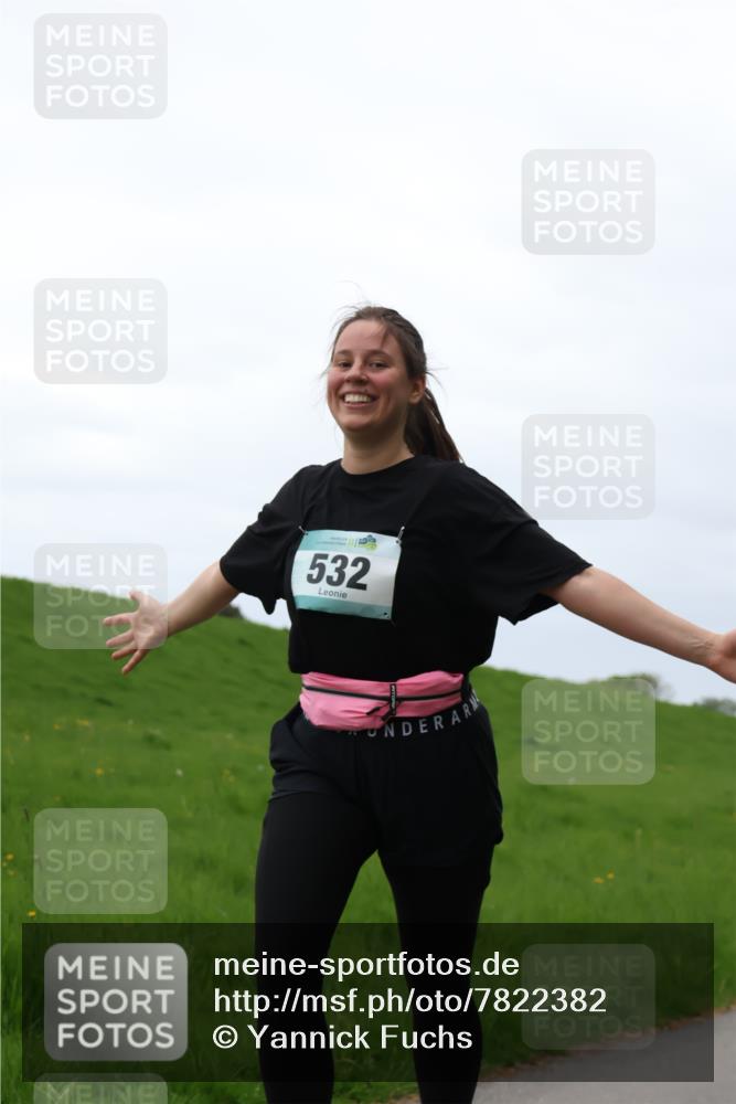 04.05.2025 - 8. Wedeler Halbmarathon Yannick Fuchs http://msf.ph/oto/7822382 04.05.2025 12:11:29 Laufen 532 meine-sportfotos.de