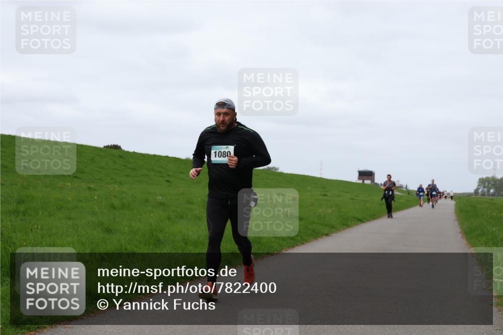 04.05.2025 - 8. Wedeler Halbmarathon Yannick Fuchs http://msf.ph/oto/7822400 04.05.2025 11:29:31 Laufen 1080 meine-sportfotos.de