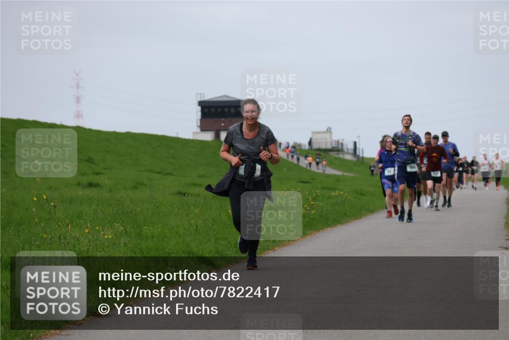 04.05.2025 - 8. Wedeler Halbmarathon Yannick Fuchs http://msf.ph/oto/7822417 04.05.2025 11:29:34 Laufen 395 meine-sportfotos.de