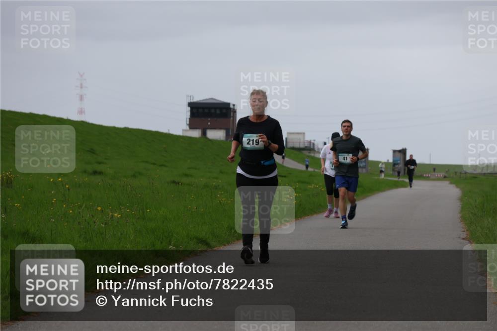 04.05.2025 - 8. Wedeler Halbmarathon Yannick Fuchs http://msf.ph/oto/7822435 04.05.2025 12:12:54 Laufen 219, 41 meine-sportfotos.de