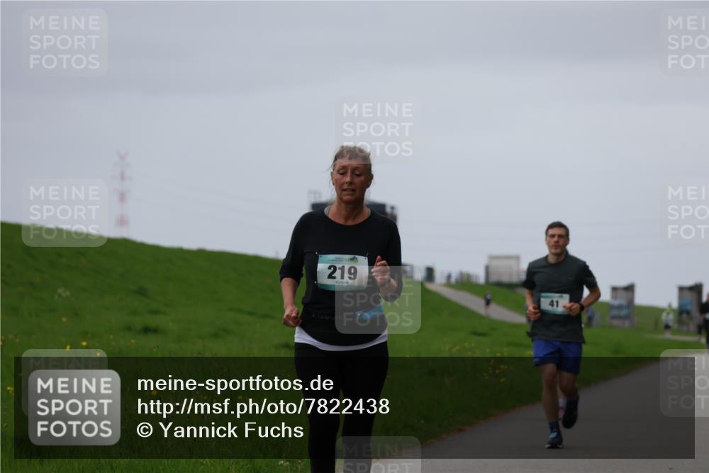 04.05.2025 - 8. Wedeler Halbmarathon Yannick Fuchs http://msf.ph/oto/7822438 04.05.2025 12:12:56 Laufen 219, 1317 meine-sportfotos.de