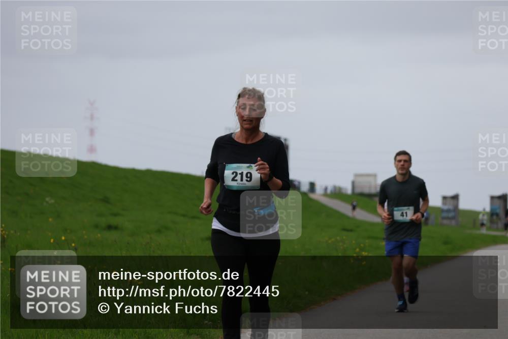 04.05.2025 - 8. Wedeler Halbmarathon Yannick Fuchs http://msf.ph/oto/7822445 04.05.2025 12:12:56 Laufen 219, 41 meine-sportfotos.de