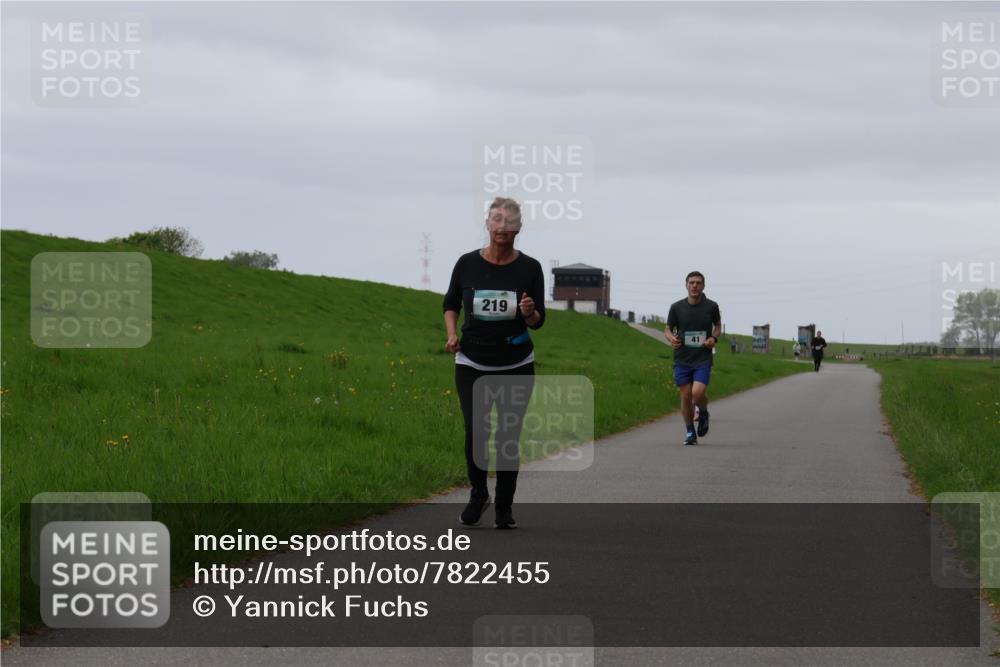 04.05.2025 - 8. Wedeler Halbmarathon Yannick Fuchs http://msf.ph/oto/7822455 04.05.2025 12:12:58 Laufen 219, 41 meine-sportfotos.de