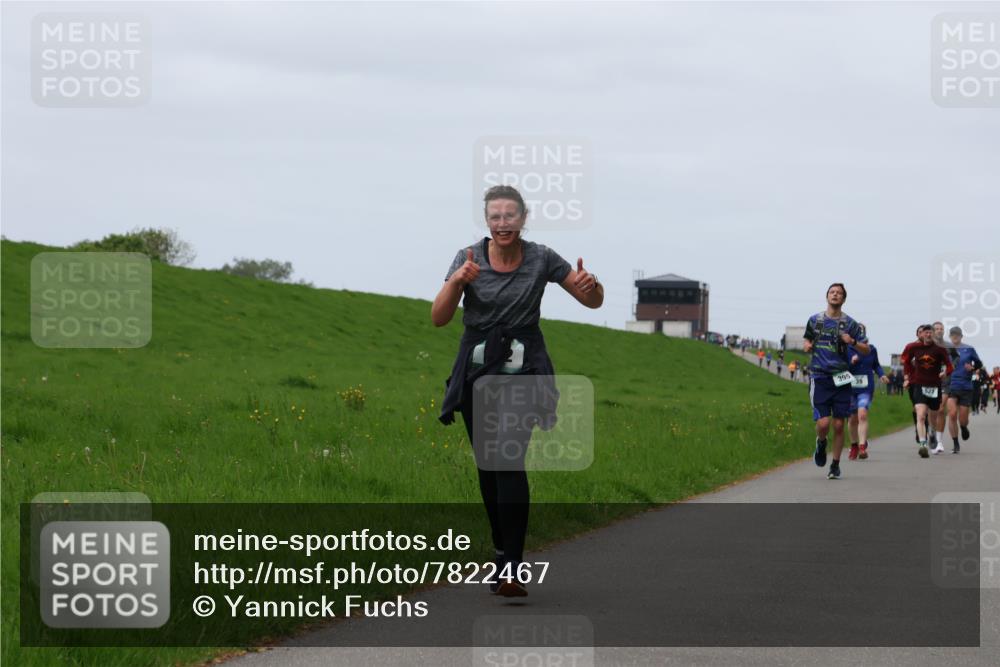 04.05.2025 - 8. Wedeler Halbmarathon Yannick Fuchs http://msf.ph/oto/7822467 04.05.2025 11:29:38 Laufen 395 meine-sportfotos.de