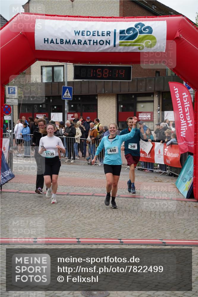 04.05.2025 - 8. Wedeler Halbmarathon Felixshl http://msf.ph/oto/7822499 04.05.2025 11:58:12 Ziel 3, 252, 348, 440, 763, 1135 meine-sportfotos.de