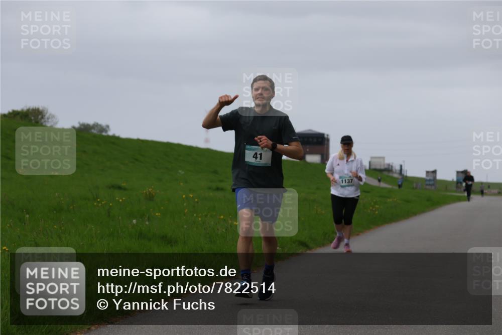 04.05.2025 - 8. Wedeler Halbmarathon Yannick Fuchs http://msf.ph/oto/7822514 04.05.2025 12:13:02 Laufen 41, 1137 meine-sportfotos.de