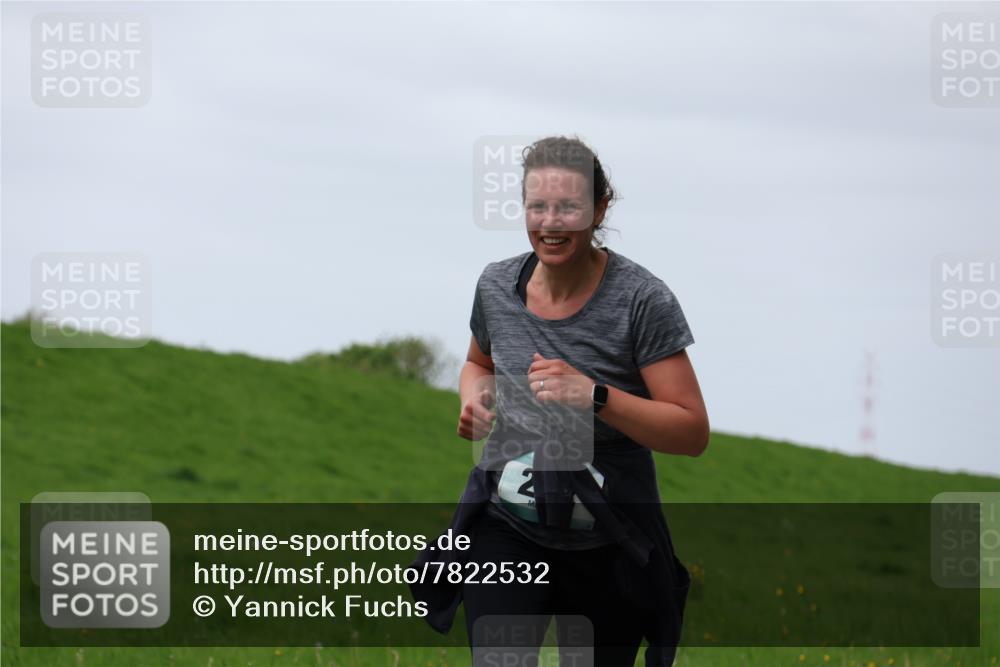 04.05.2025 - 8. Wedeler Halbmarathon Yannick Fuchs http://msf.ph/oto/7822532 04.05.2025 11:29:40 Laufen 2 meine-sportfotos.de