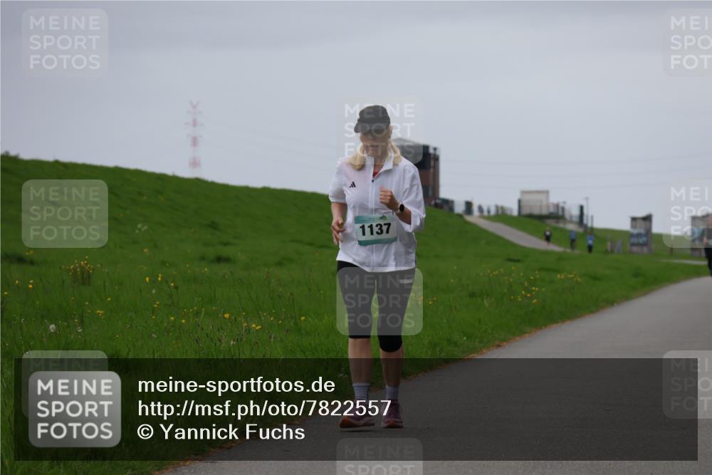 04.05.2025 - 8. Wedeler Halbmarathon Yannick Fuchs http://msf.ph/oto/7822557 04.05.2025 12:13:05 Laufen 1137 meine-sportfotos.de