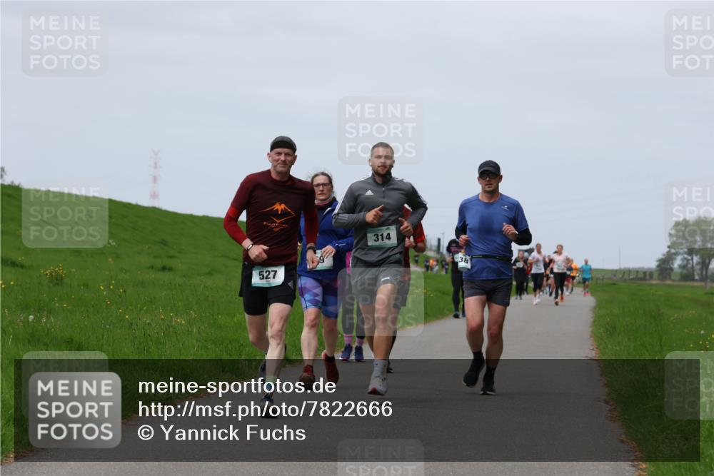 04.05.2025 - 8. Wedeler Halbmarathon Yannick Fuchs http://msf.ph/oto/7822666 04.05.2025 11:29:48 Laufen 314, 527, 38 meine-sportfotos.de