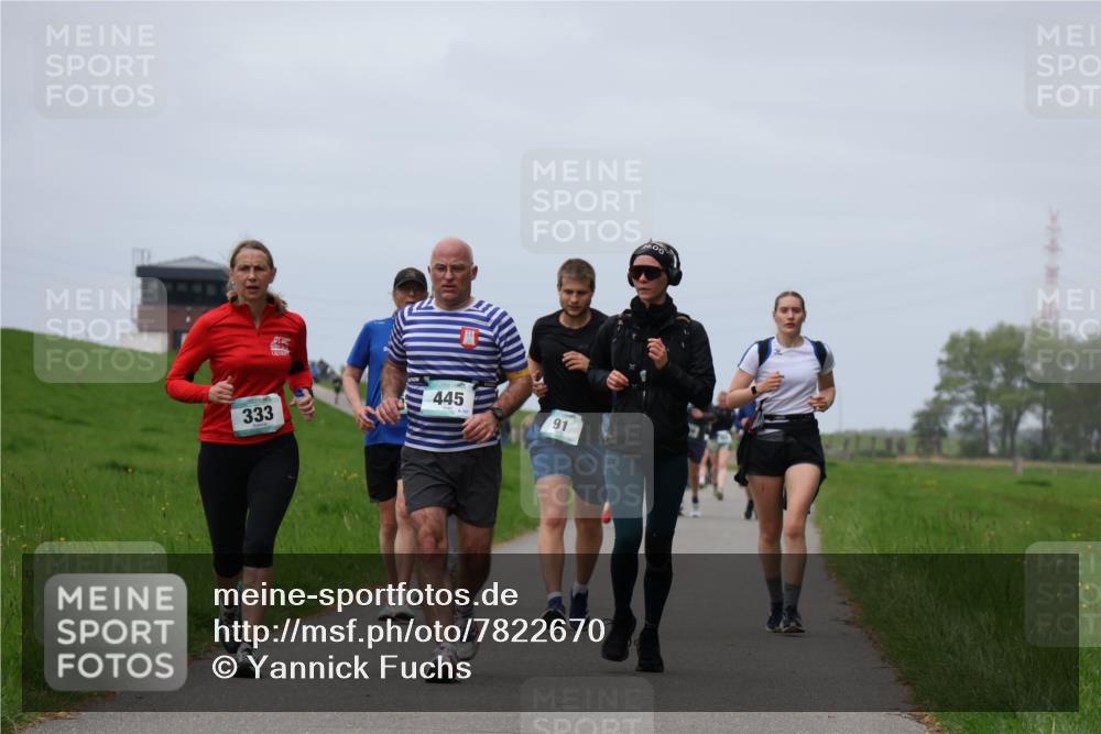 04.05.2025 - 8. Wedeler Halbmarathon Yannick Fuchs http://msf.ph/oto/7822670 04.05.2025 11:52:18 Laufen 445, 333, 91 meine-sportfotos.de