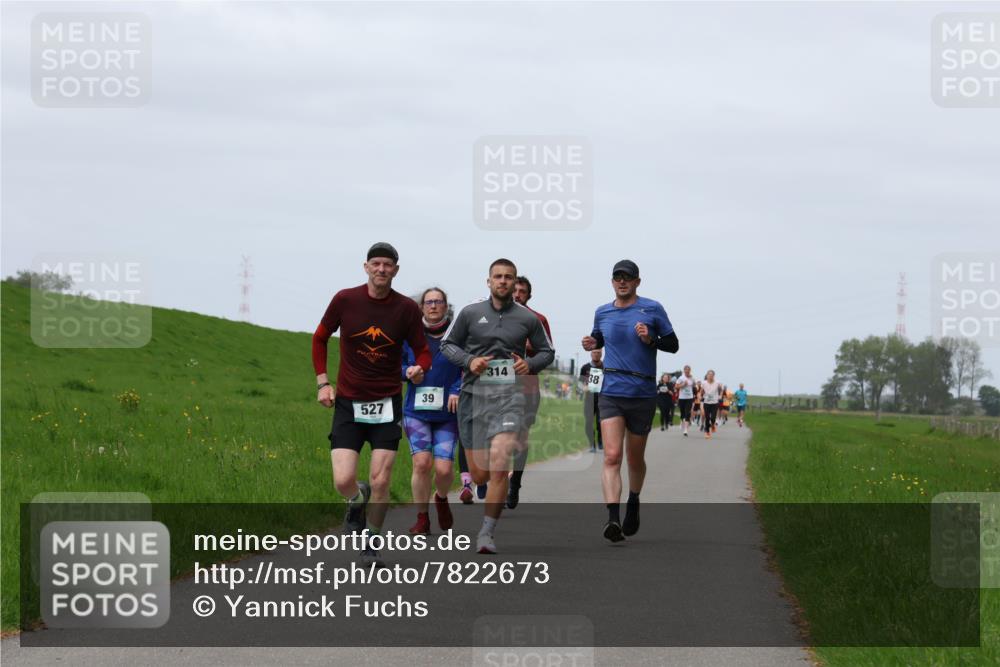 04.05.2025 - 8. Wedeler Halbmarathon Yannick Fuchs http://msf.ph/oto/7822673 04.05.2025 11:29:48 Laufen 527, 39, 314, 38 meine-sportfotos.de