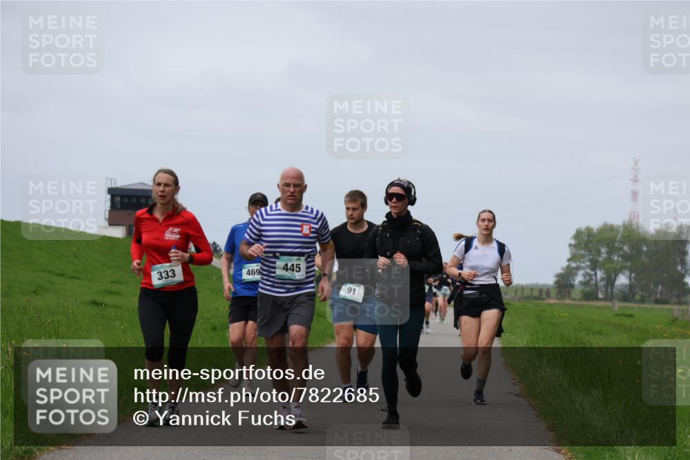 04.05.2025 - 8. Wedeler Halbmarathon Yannick Fuchs http://msf.ph/oto/7822685 04.05.2025 11:52:19 Laufen 333, 469, 445, 91, 09 meine-sportfotos.de
