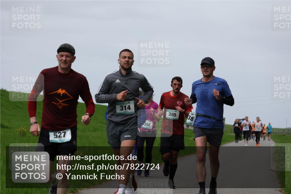 04.05.2025 - 8. Wedeler Halbmarathon Yannick Fuchs http://msf.ph/oto/7822724 04.05.2025 11:29:49 Laufen 314, 527, 392, 365, 38 meine-sportfotos.de