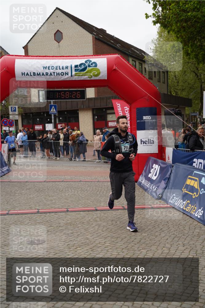 04.05.2025 - 8. Wedeler Halbmarathon Felixshl http://msf.ph/oto/7822727 04.05.2025 11:58:24 Ziel 71, 605 meine-sportfotos.de