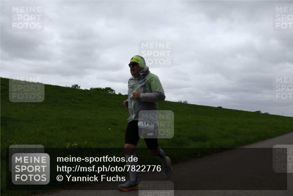 04.05.2025 - 8. Wedeler Halbmarathon Yannick Fuchs http://msf.ph/oto/7822776 04.05.2025 12:14:40 Laufen 170 meine-sportfotos.de
