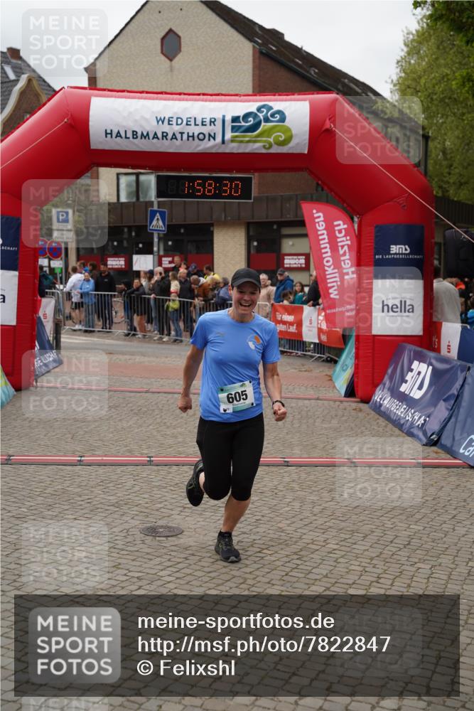 04.05.2025 - 8. Wedeler Halbmarathon Felixshl http://msf.ph/oto/7822847 04.05.2025 11:58:28 Ziel 71, 605 meine-sportfotos.de