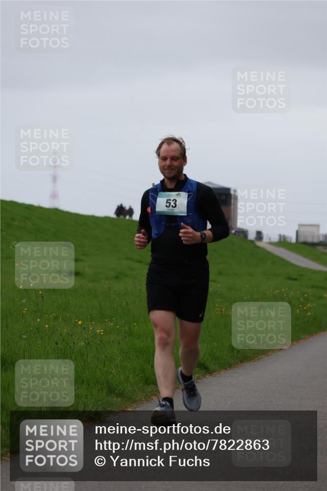 04.05.2025 - 8. Wedeler Halbmarathon Yannick Fuchs http://msf.ph/oto/7822863 04.05.2025 12:15:40 Laufen 53 meine-sportfotos.de