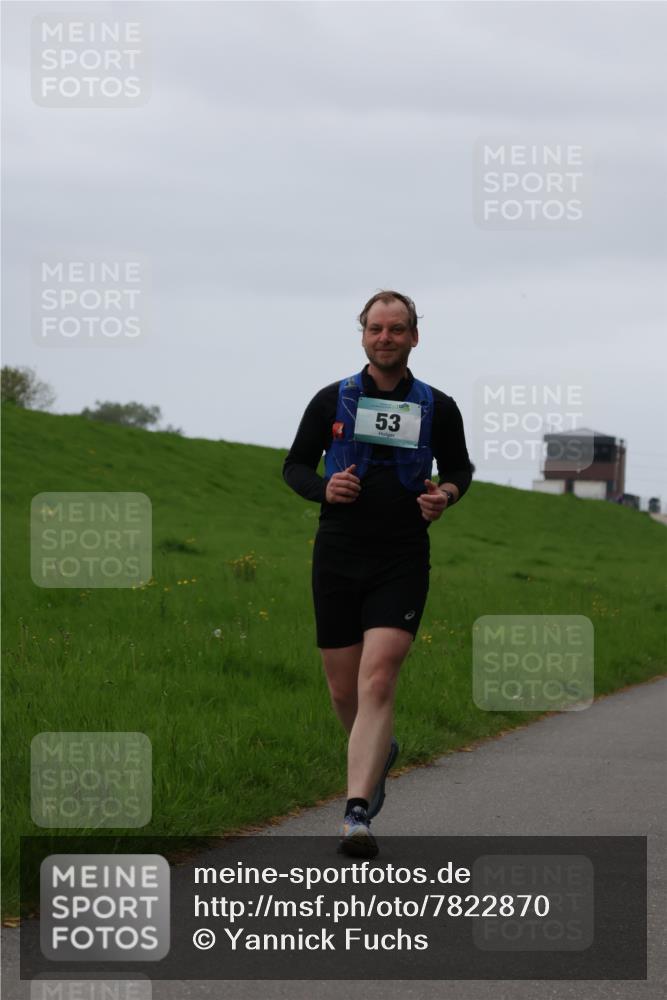 04.05.2025 - 8. Wedeler Halbmarathon Yannick Fuchs http://msf.ph/oto/7822870 04.05.2025 12:15:42 Laufen 53 meine-sportfotos.de
