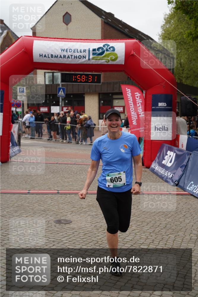 04.05.2025 - 8. Wedeler Halbmarathon Felixshl http://msf.ph/oto/7822871 04.05.2025 11:58:29 Ziel 71, 605 meine-sportfotos.de