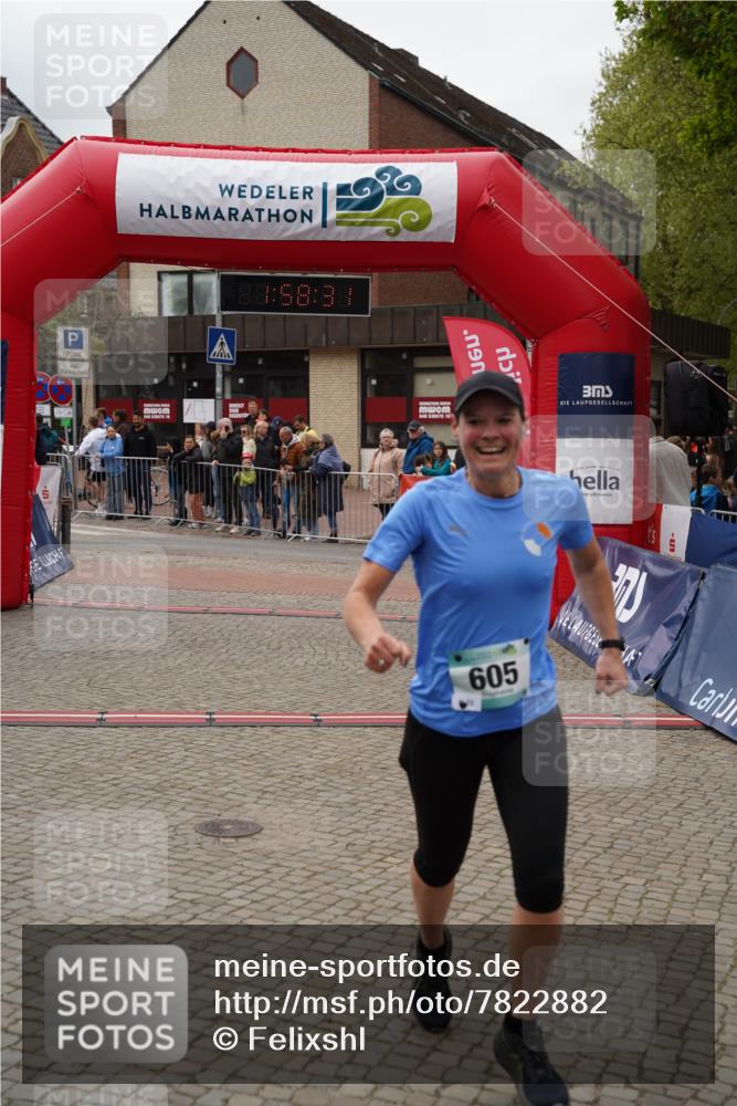 04.05.2025 - 8. Wedeler Halbmarathon Felixshl http://msf.ph/oto/7822882 04.05.2025 11:58:29 Ziel 71, 605 meine-sportfotos.de