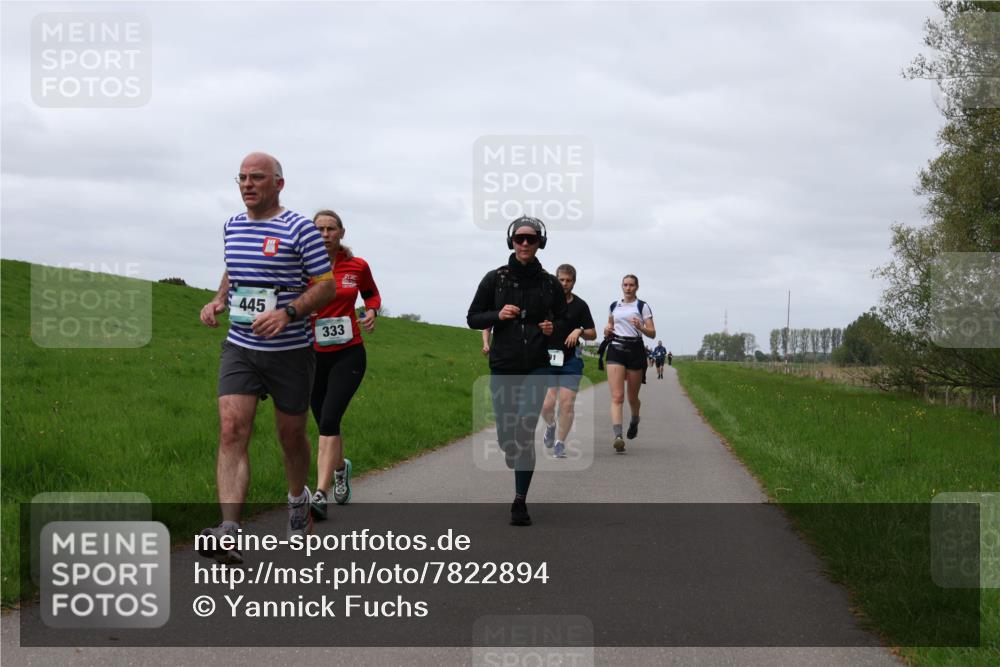 04.05.2025 - 8. Wedeler Halbmarathon Yannick Fuchs http://msf.ph/oto/7822894 04.05.2025 11:52:25 Laufen 445, 333 meine-sportfotos.de