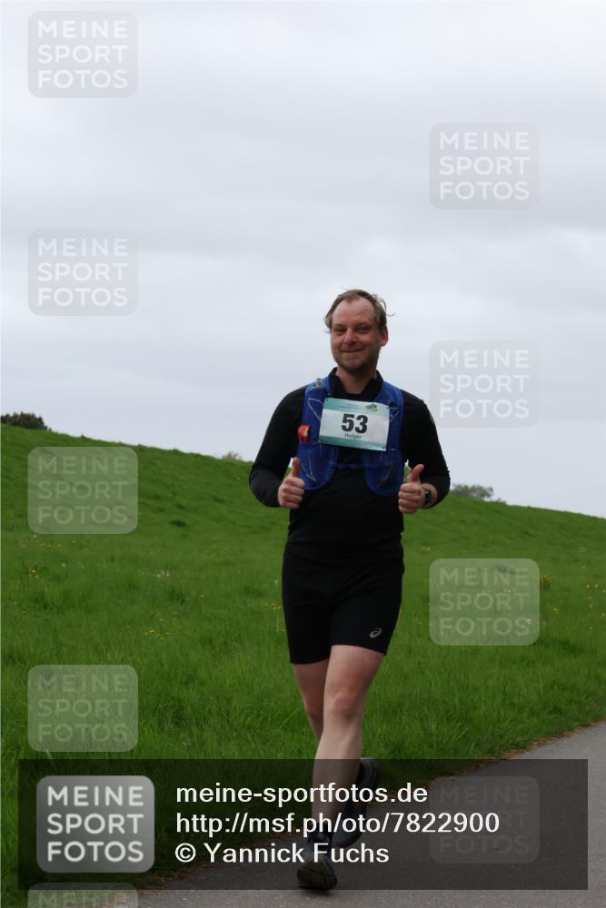 04.05.2025 - 8. Wedeler Halbmarathon Yannick Fuchs http://msf.ph/oto/7822900 04.05.2025 12:15:44 Laufen 53 meine-sportfotos.de